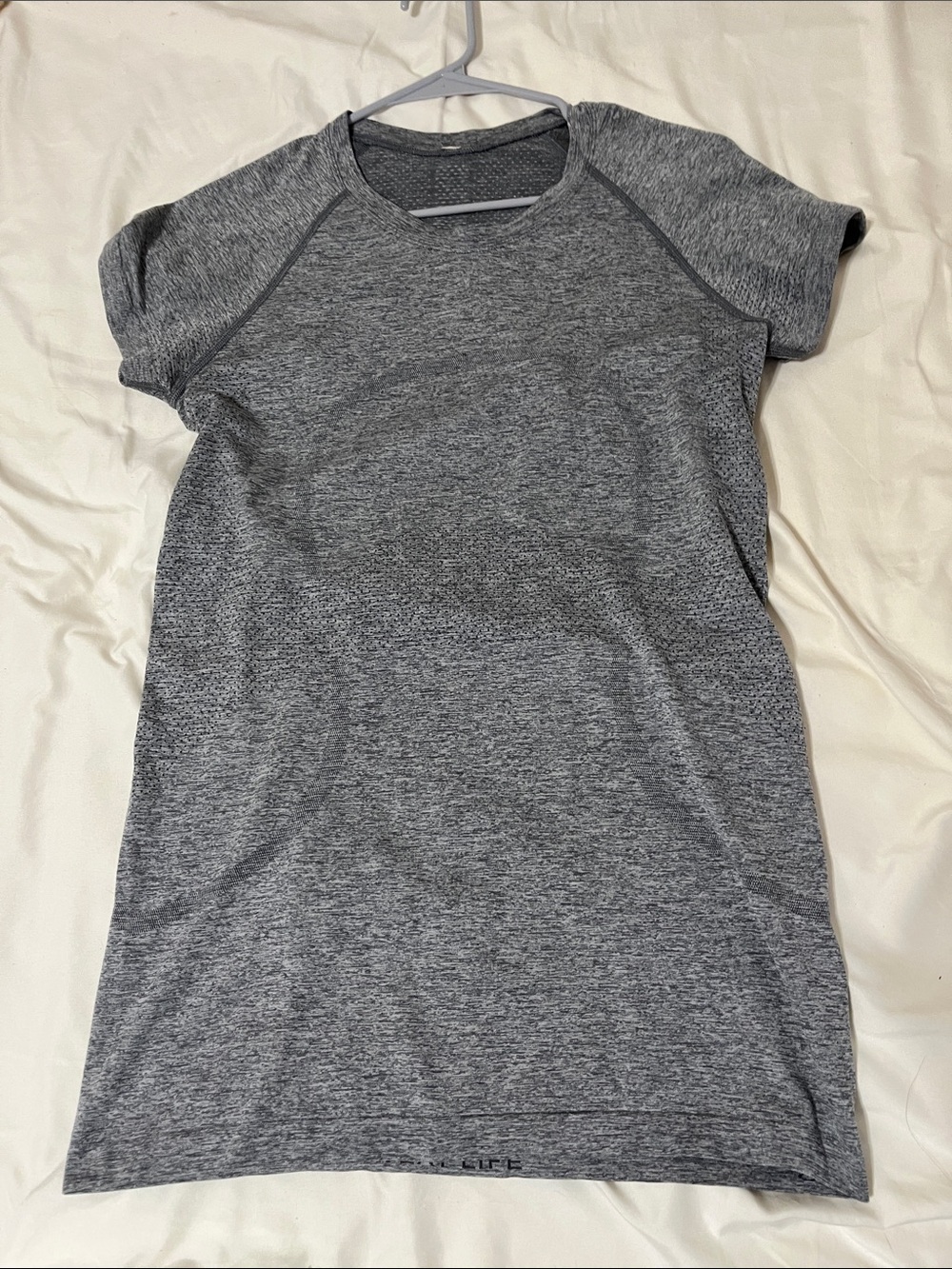 Lululemon Swiftly Tech Tee. Size 8